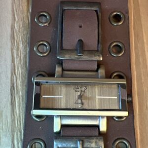 Jays New York Quarts Watch Missing Glass